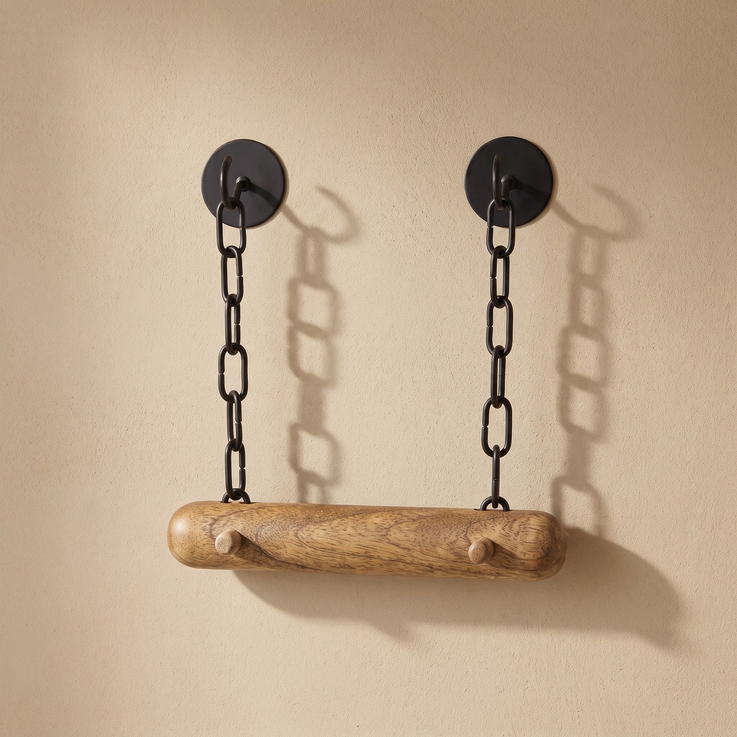 Toilettenpapierhalter aus Holz mit Ketten