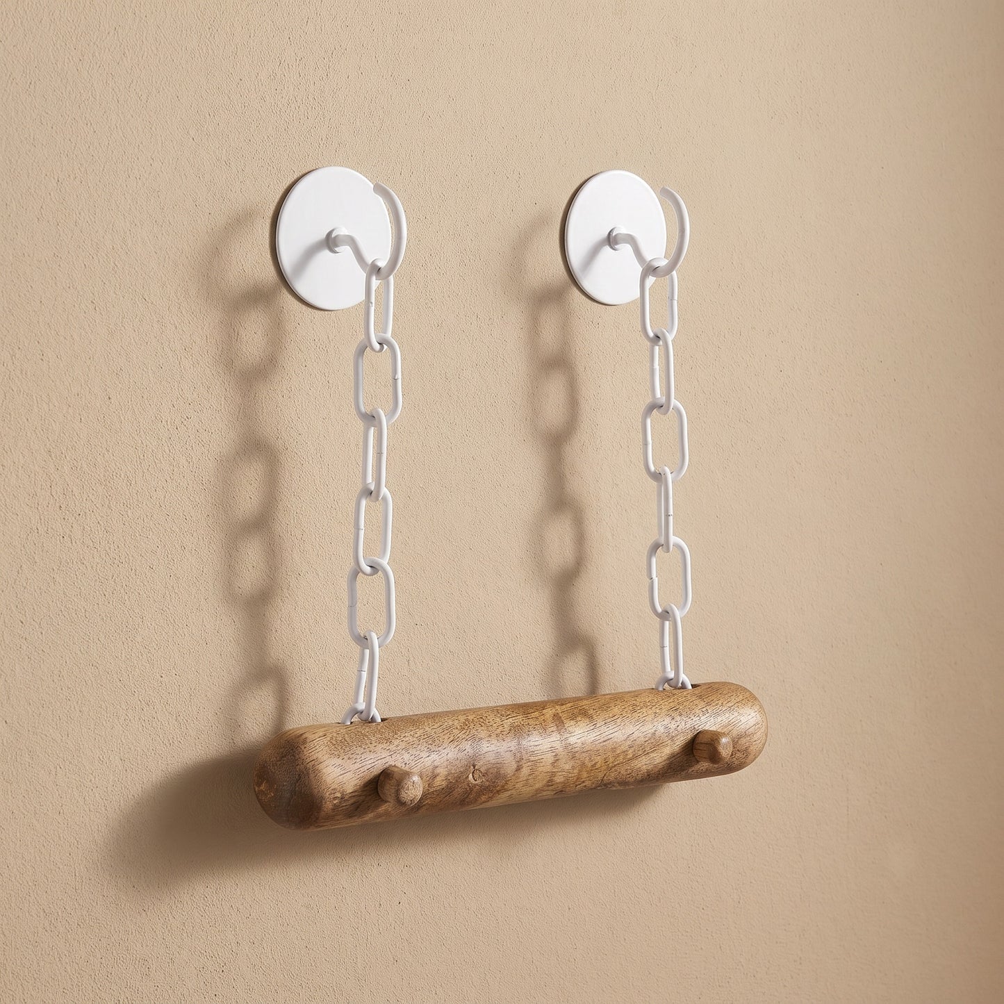 Toilettenpapierhalter aus Holz mit Ketten