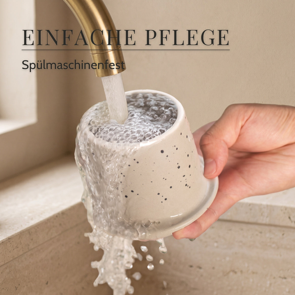 Butterglocke unter fließendem Wasser – spülmaschinenfest