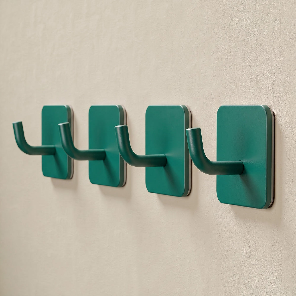 Klebehaken eckig in Bayberry, an der Wand