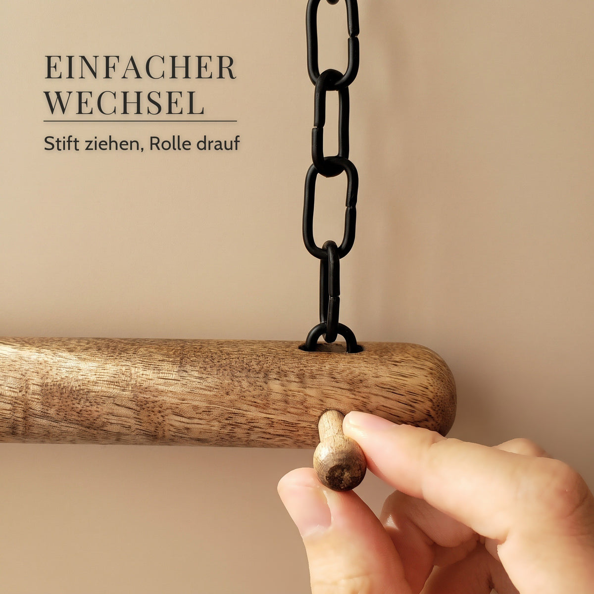 Holzstift aus dem Stab ziehen · Einfacher Wechsel: Stift ziehen, Rolle drauf