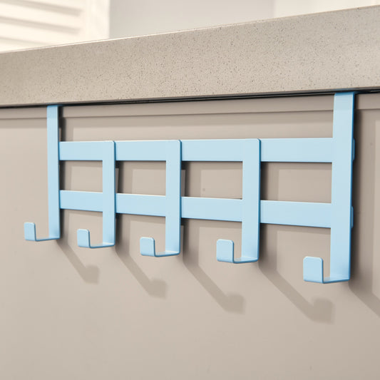 Türgarderobe zum Einhängen in Blau mit fünf Haken an einer Schranktür